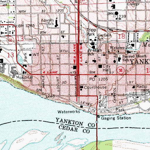 Topographic Map of Yankton, SD