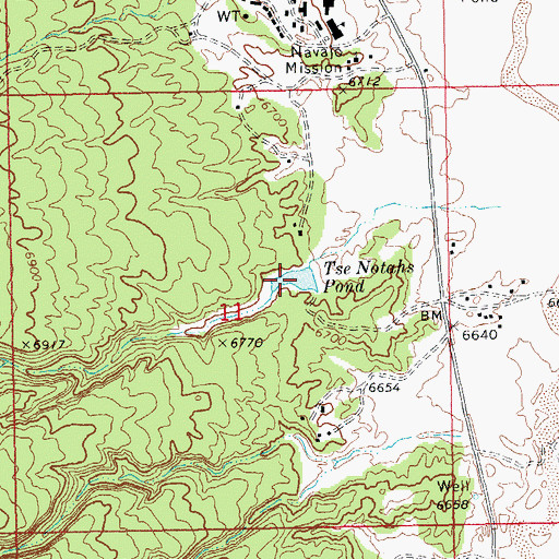 Topographic Map of Tse Notahs Pond, AZ