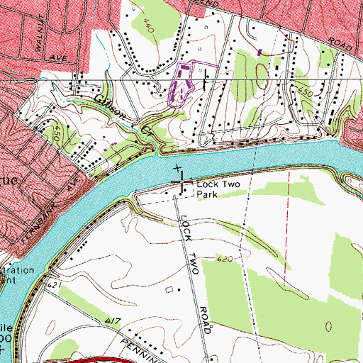 Topographic Map of Lock Two Park, TN