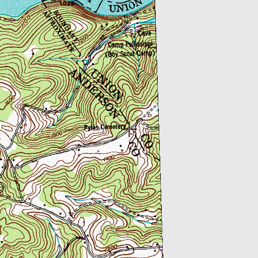 Topographic Map of Pyles Cemetery, TN