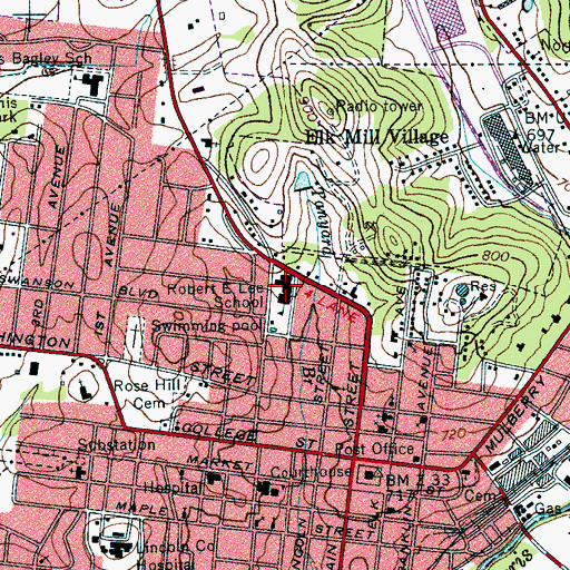 Topographic Map of Robert E Lee School, TN