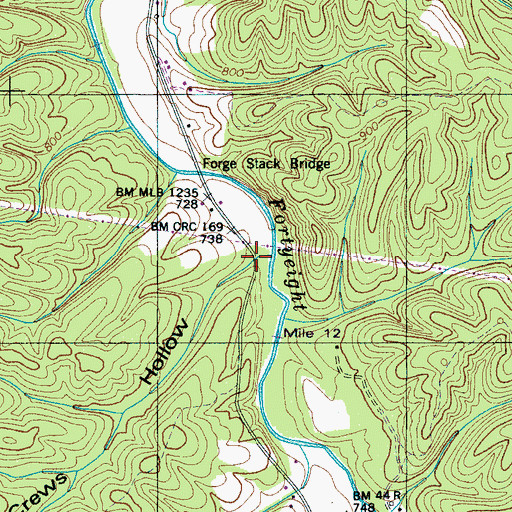 Topographic Map of Crews Hollow, TN