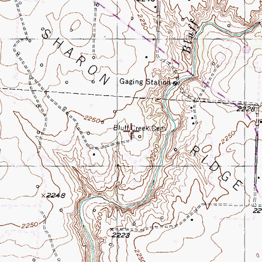 Topographic Map of Bluff Creek Cemetery, TX