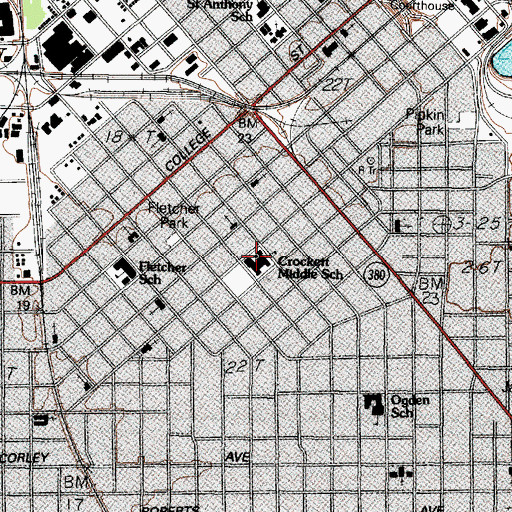 Topographic Map of Crockett High School, TX