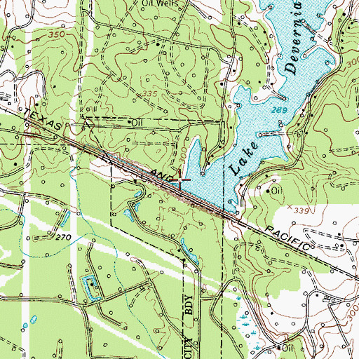 Topographic Map of Lake Devernia, TX
