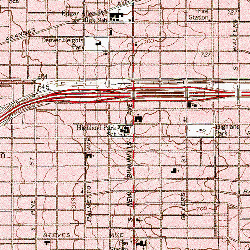 Topographic Map of Highland Park School, TX