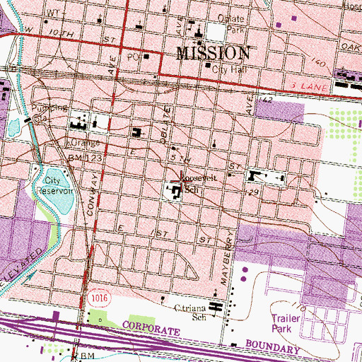 Topographic Map of Roosevelt School, TX