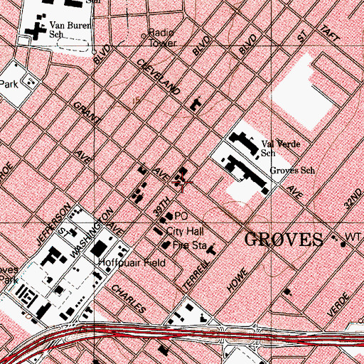 Topographic Map of Groves, TX
