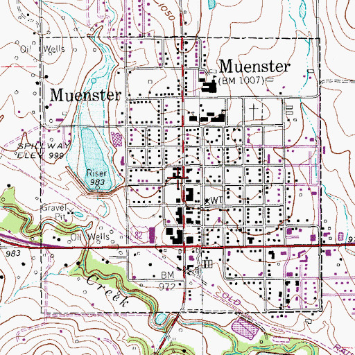 Topographic Map of Muenster, TX