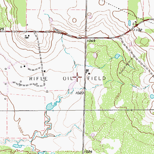 Topographic Map of Rifle Oil Field, TX