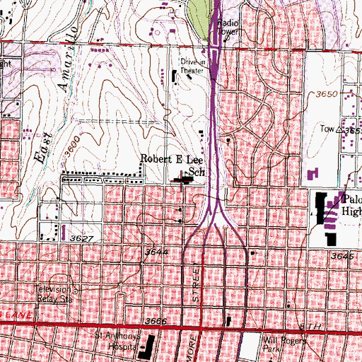 Topographic Map of Robert E Lee School, TX