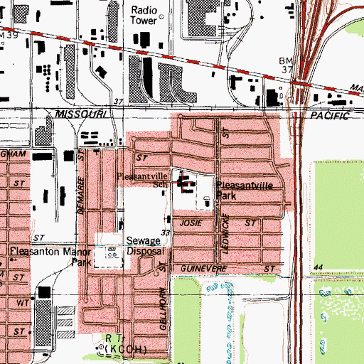 Topographic Map of Pleasantville School, TX