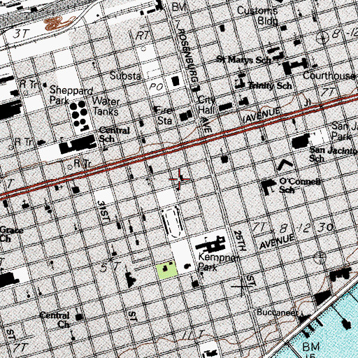 Topographic Map of Avenue L Church, TX