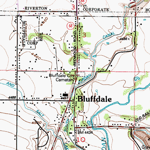 Topographic Map of Bluffdale City Cemetery, UT
