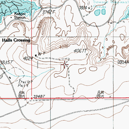 Topographic Map of Halls Crossing RV Campground, UT