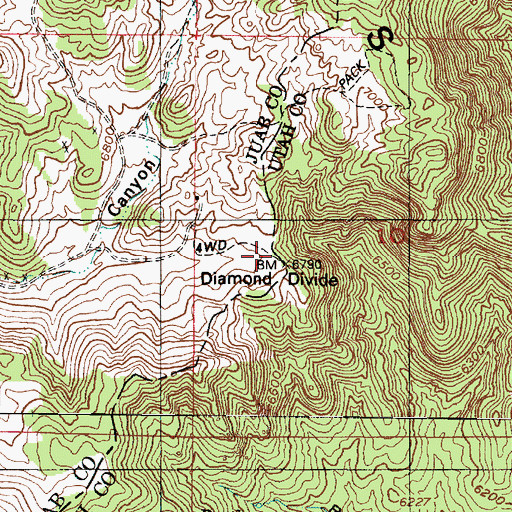 Topographic Map of Diamond Divide, UT