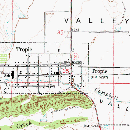 Topographic Map of Tropic, UT