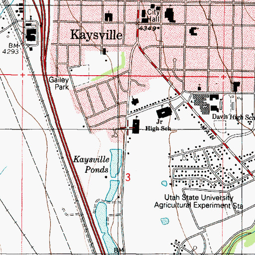 Topographic Map of Columbia Elementary School, UT