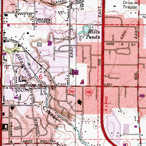 Topographic Map of James E Moss School, UT