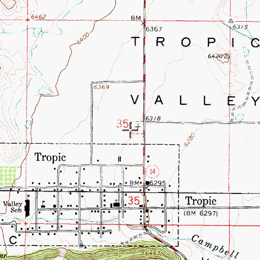 Topographic Map of Tropic Cemetery, UT