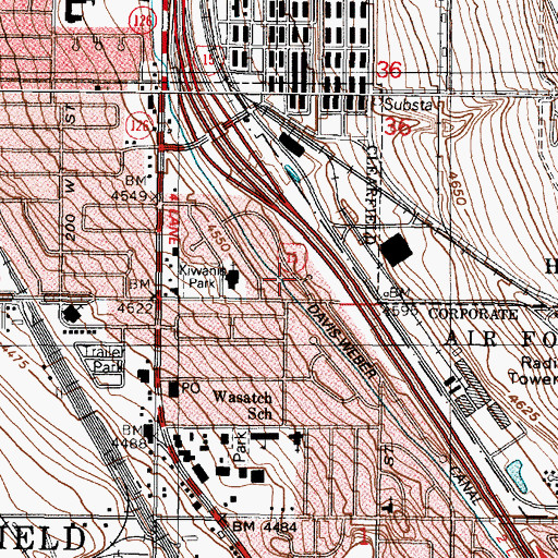 Topographic Map of Lou-vre Estates, UT