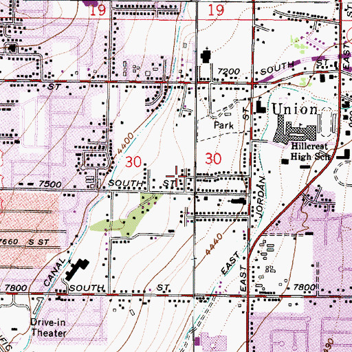 Topographic Map of Carmel Cove, UT