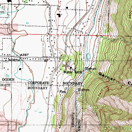 Topographic Map of Carriage Hill Estates, UT