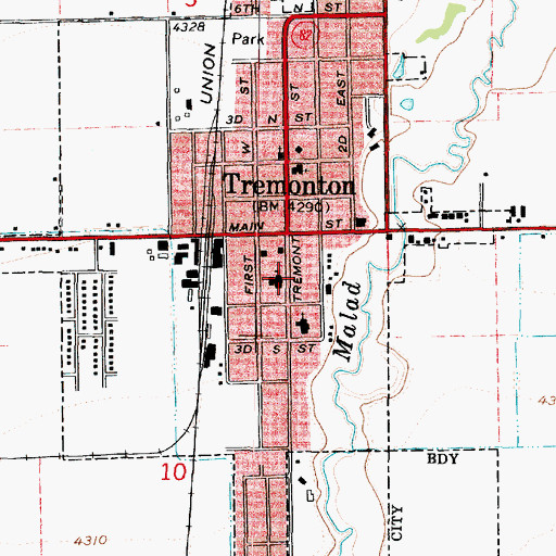 Topographic Map of Tremonton Post Office, UT