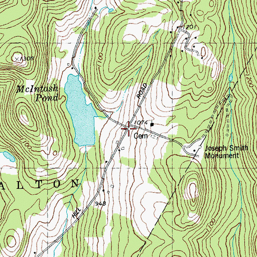 Topographic Map of Dairy Hill School, VT