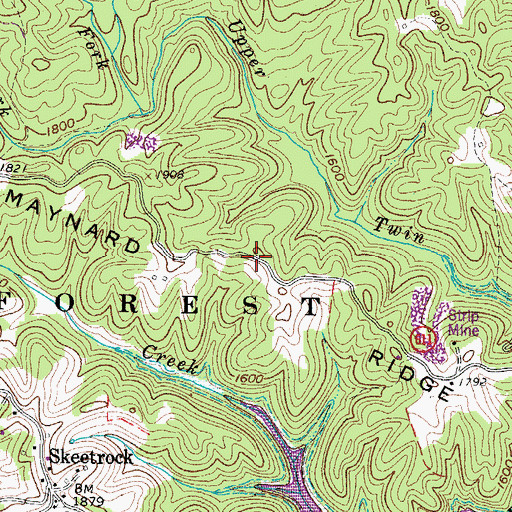 Topographic Map of Maynard Ridge, VA