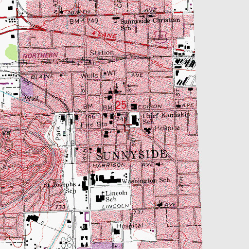 Topographic Map of Chief Kamiakin School, WA