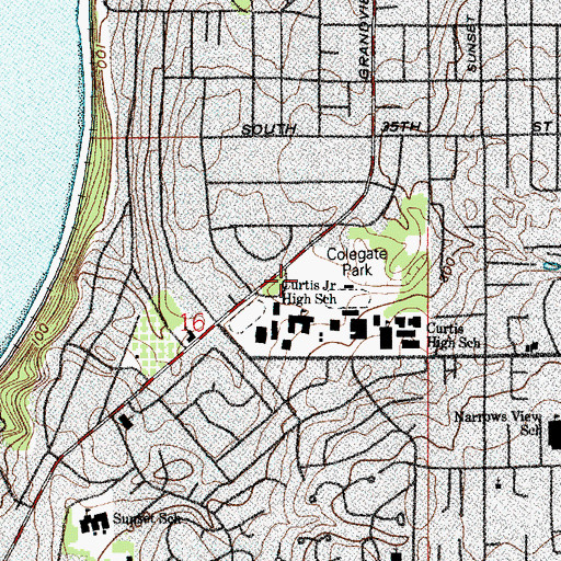 Topographic Map of Curtis Junior High School, WA