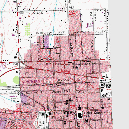 Topographic Map of Sunnyside Christian School, WA