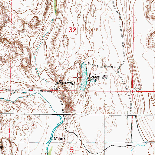 Topographic Map of Lake Thirty Two, WA