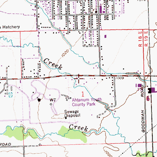 Topographic Map of Ahtanum Youth County Park, WA