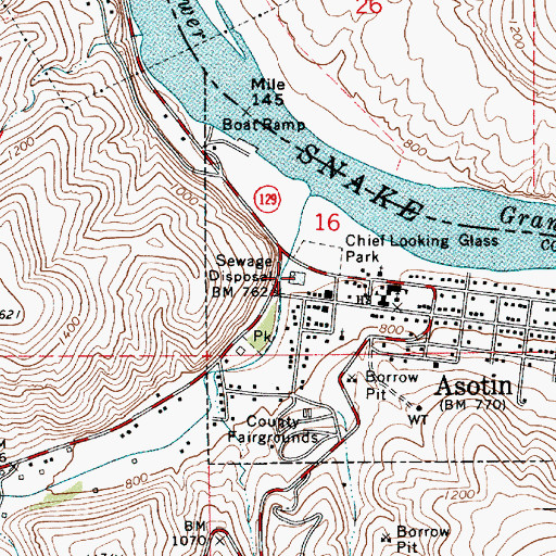 Topographic Map of Chief Lookin Glass Marina, WA