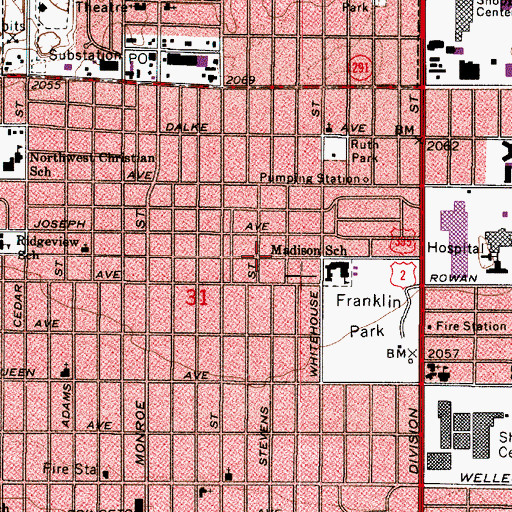 Topographic Map of Ash and Rowan Shopping Center, WA