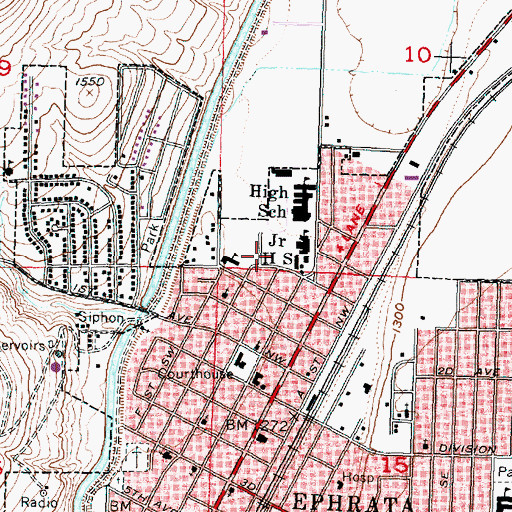 Topographic Map of Ephrata High School, WA