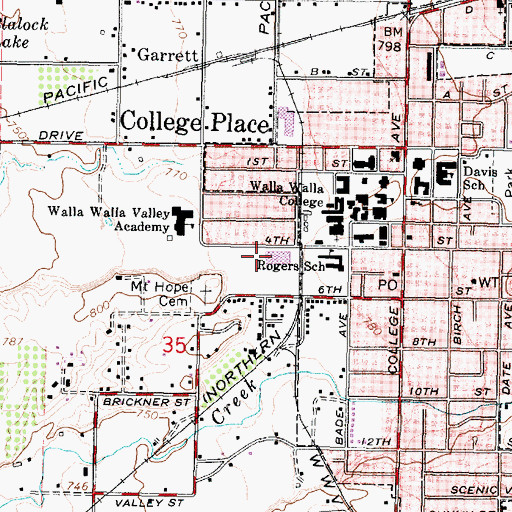 Topographic Map of Tausick Swimming Pool, WA