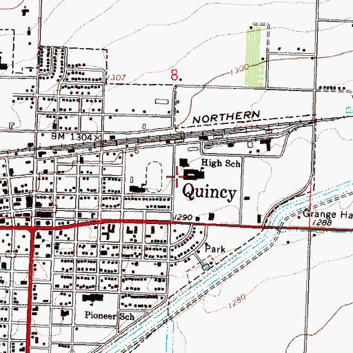 Topographic Map of Quincy High School, WA