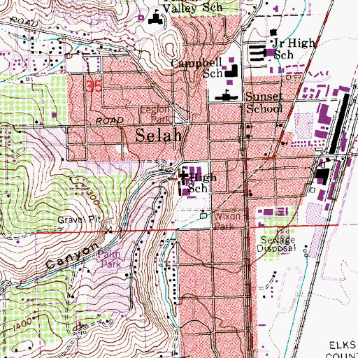 Topographic Map of Robert S Lince Intermediate School, WA