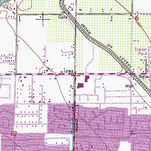 Topographic Map of Village Grove Shopping Center, AZ
