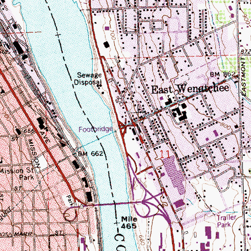 Topographic Map of East Wenatchee, WA