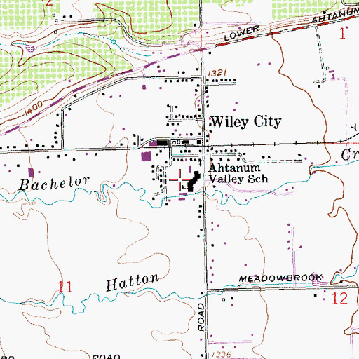 Topographic Map of Ahtanum Valley Elementary School, WA