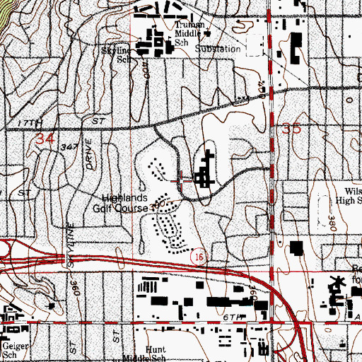 Topographic Map of Highland Golf Course, WA