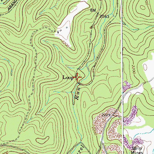 Topographic Map of Loop, WV