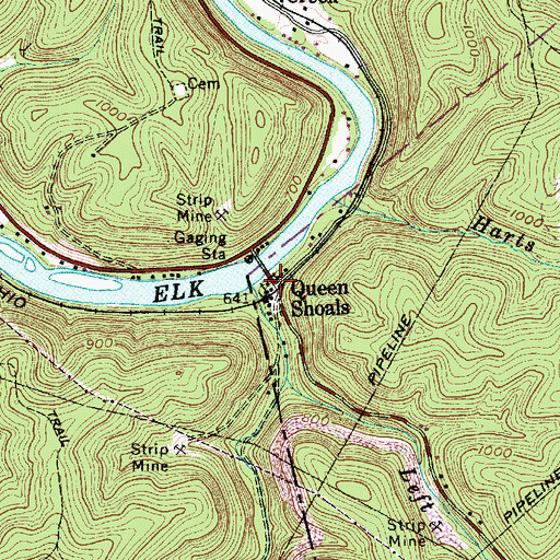 Topographic Map of Queen Shoals, WV