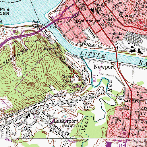 Topographic Map of WADC-AM (Parkersburg), WV