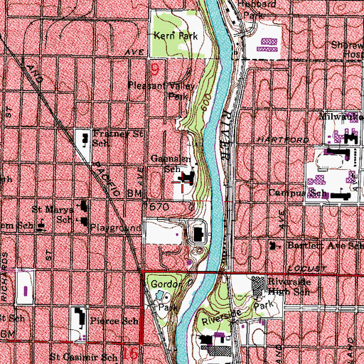 Topographic Map of Gaenslen Elementary School, WI