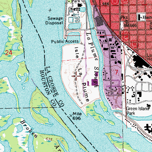 Topographic Map of Isle La Plume, WI